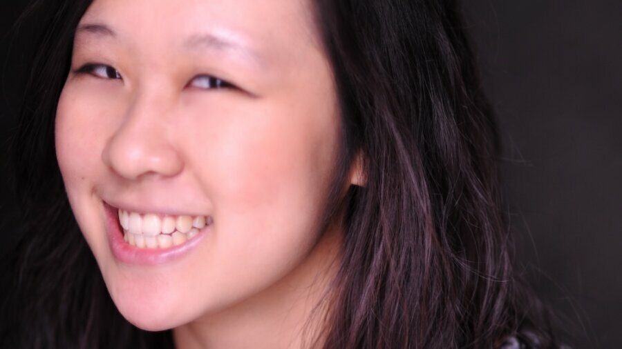 Melissa Kong smiling headshot